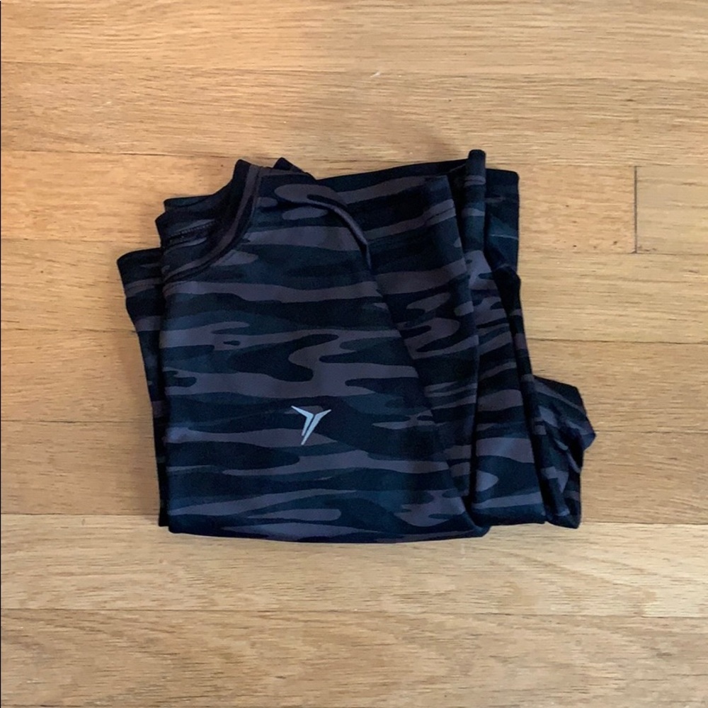 Old Navy Workout Shirt